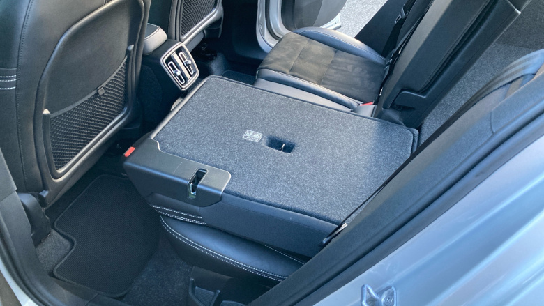 Volvo Xc40 2.0 D3 R DESIGN 5dr AWD Geartronic Diesel Estate